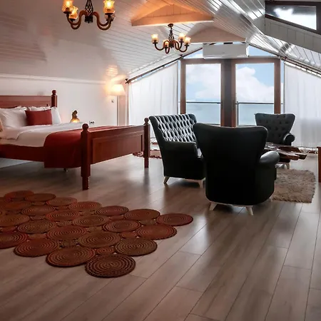 Otel Black Lotus İzmir