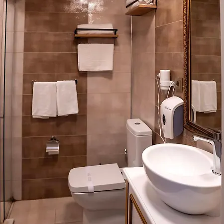 Otel Black Lotus İzmir