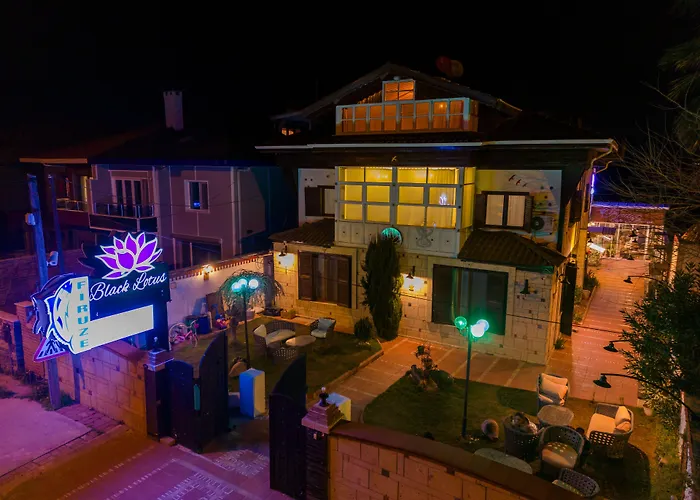 Otel Black Lotus İzmir