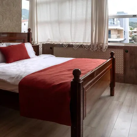 Hotel Black Lotus Esmirna