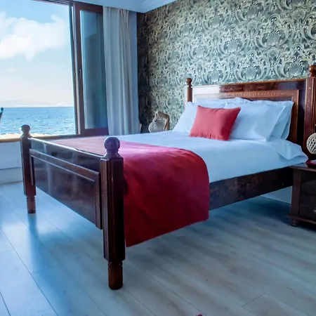 Hotel Black Lotus *