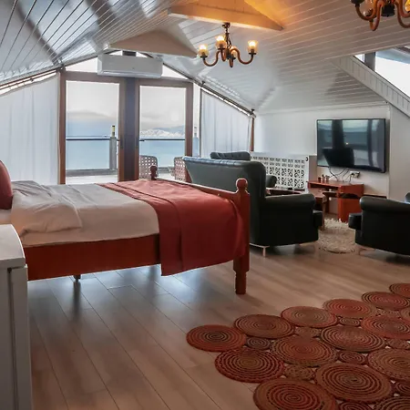 Hotel Black Lotus Smirne