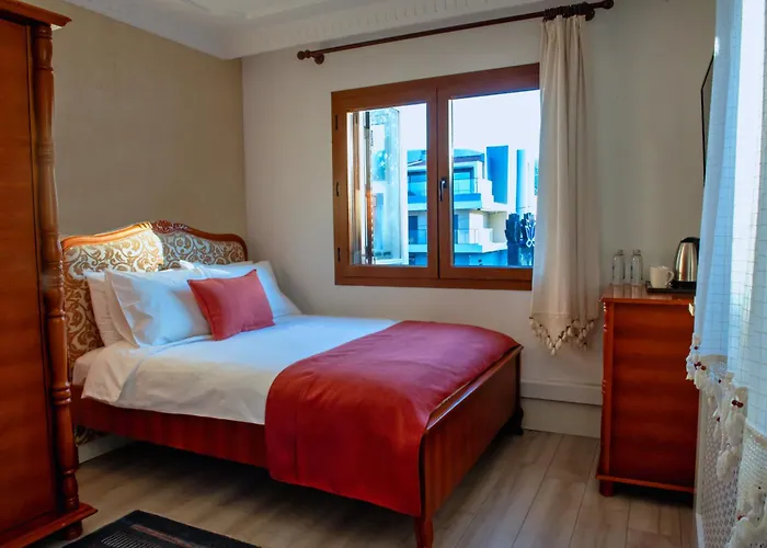 Hotel Black Lotus İzmir