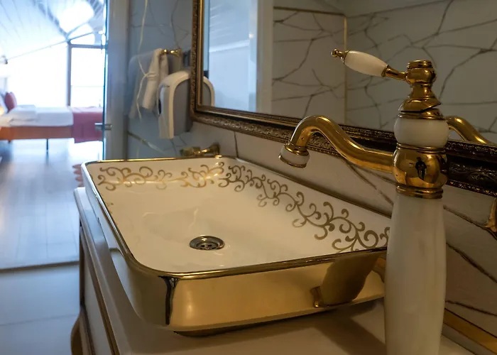 Black Lotus Hotel İzmir