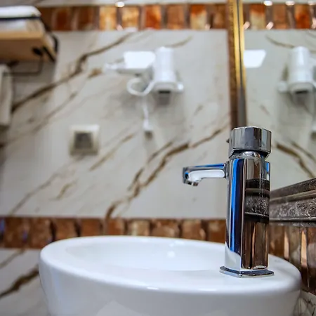 호텔 Black Lotus 이즈미르