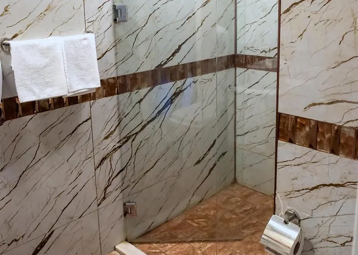 Black Lotus Szálloda