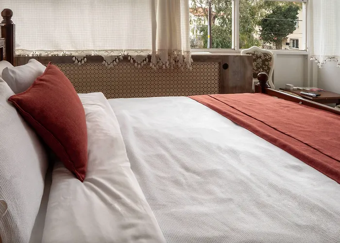 Black Lotus Szálloda